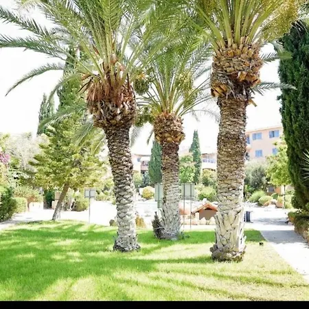 Paradise Gardens Pool View Apartamento *